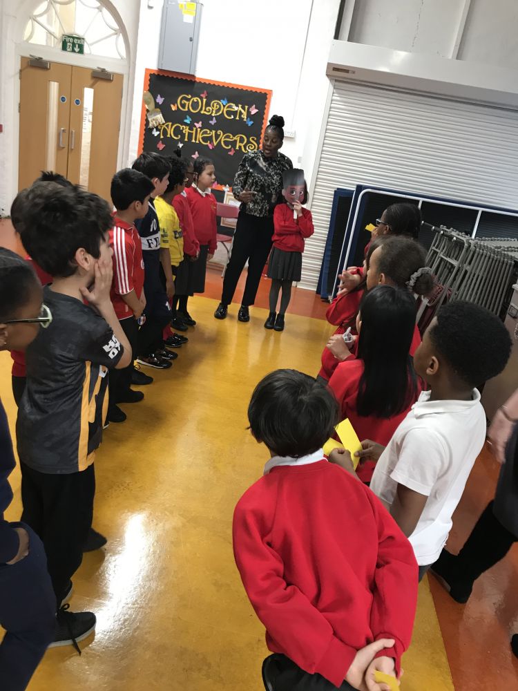 Daubeney Primary School Book Visit Shay Face Mask Baller Boys Golden